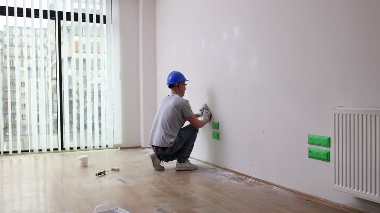 Best Drywall Sanding and Smoothing  in Appleton, WI